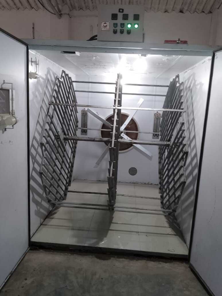 Egg Setter 17000 Capacity Incubator (IS-17)